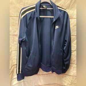 Nike sweatshirt-Missing zipper-Men’s medium